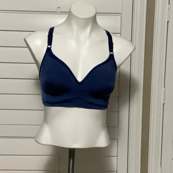 SPORTS Bra - Picture 1 of 2